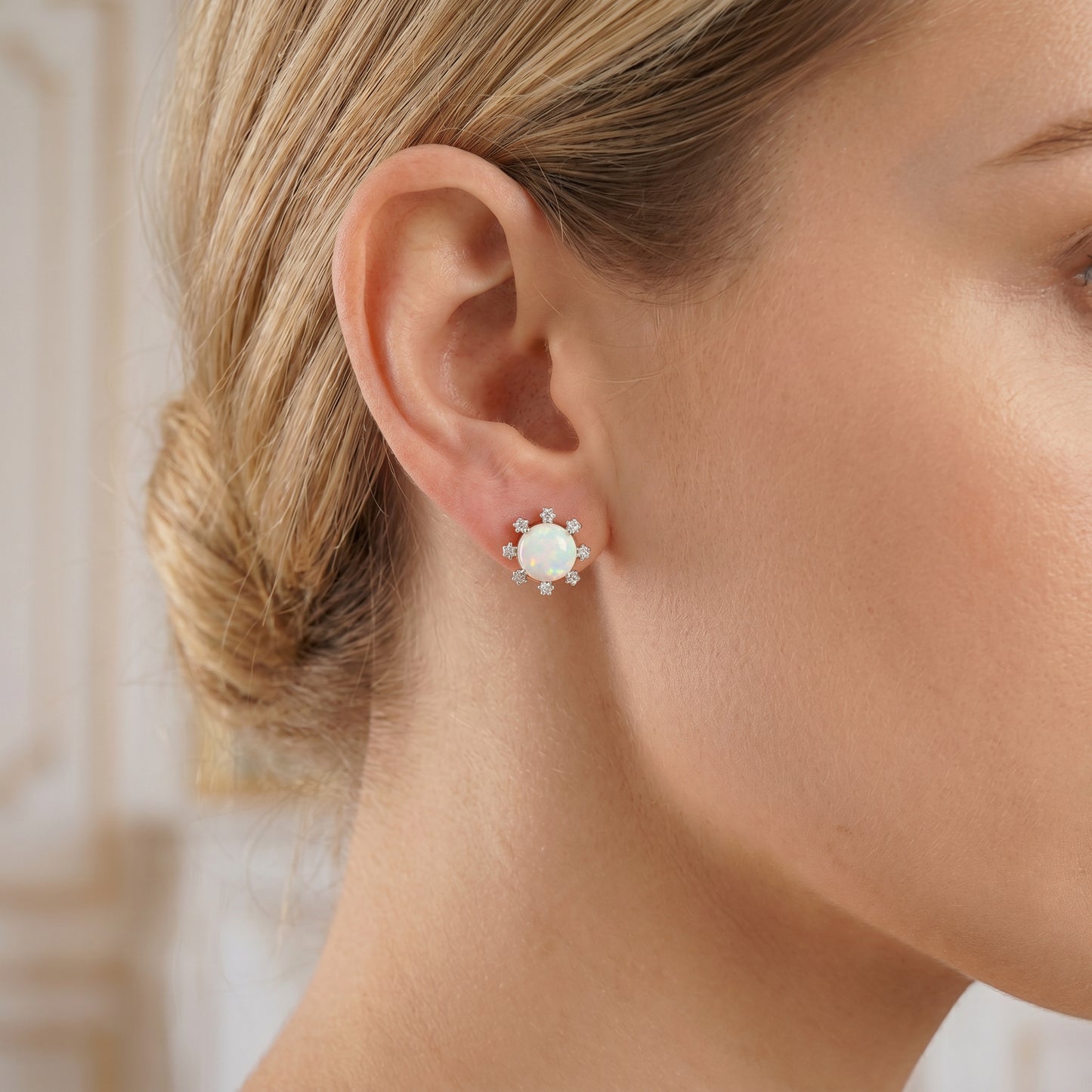 18KT Yellow Gold White Stone Diamond Stud Earrings
