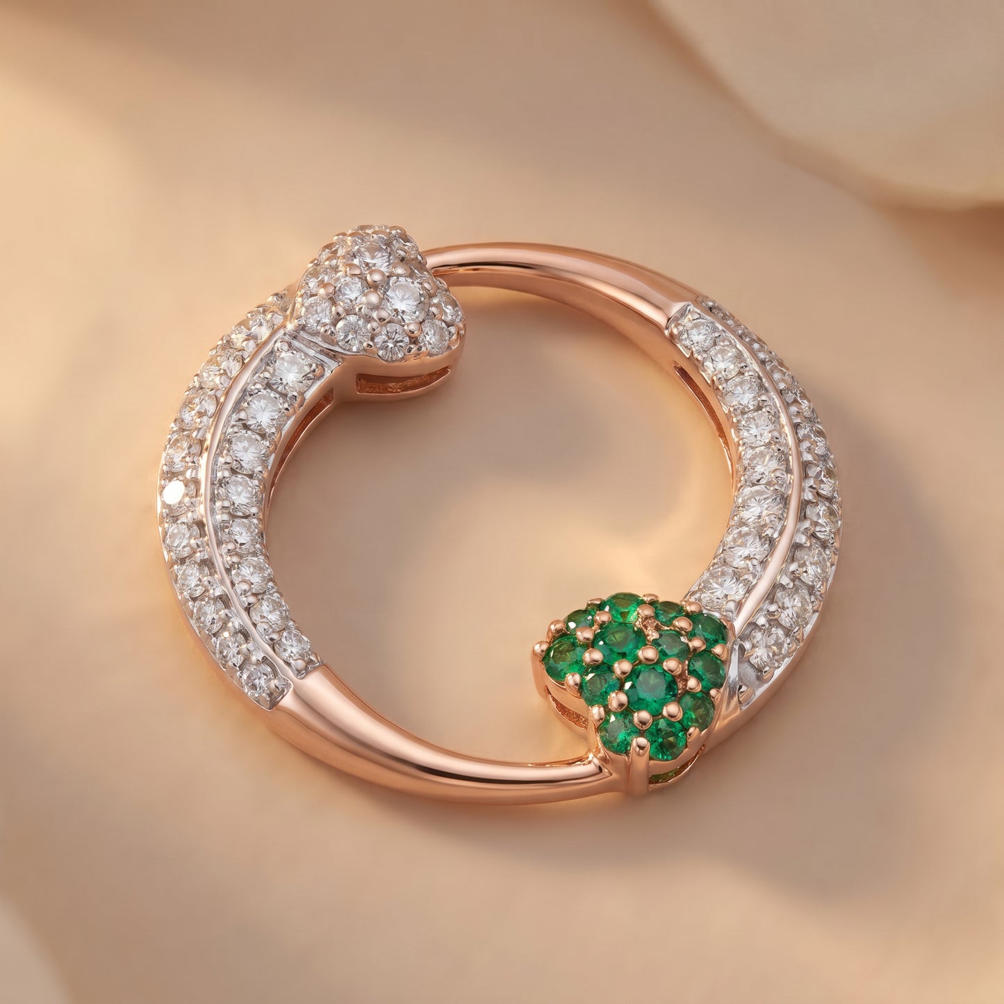 18KT Rose Gold Diamond Heart Circle Pendant