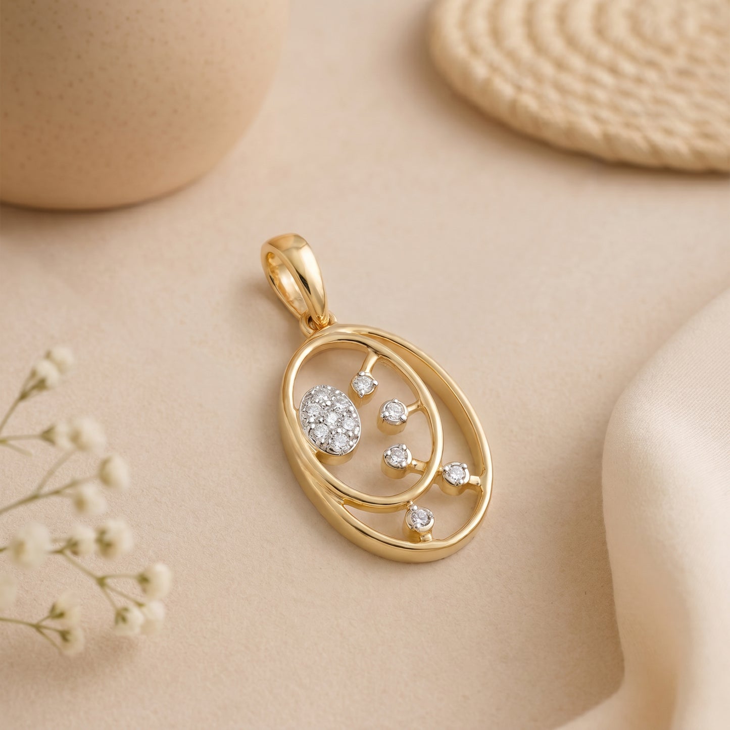 18KT Gold Diamond Oval Cluster Pendant for Women
