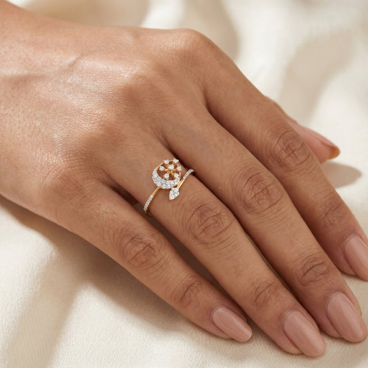 18KT Yellow Gold Diamond Paisley Ring for Women