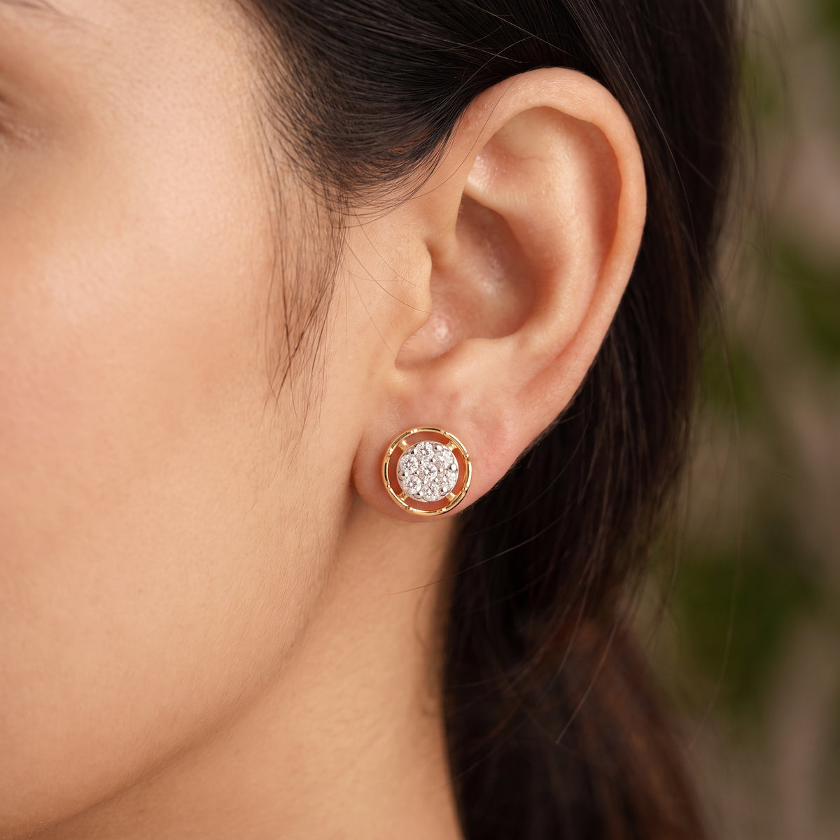 18Kt Gold Diamond Cluster Stud Earrings
