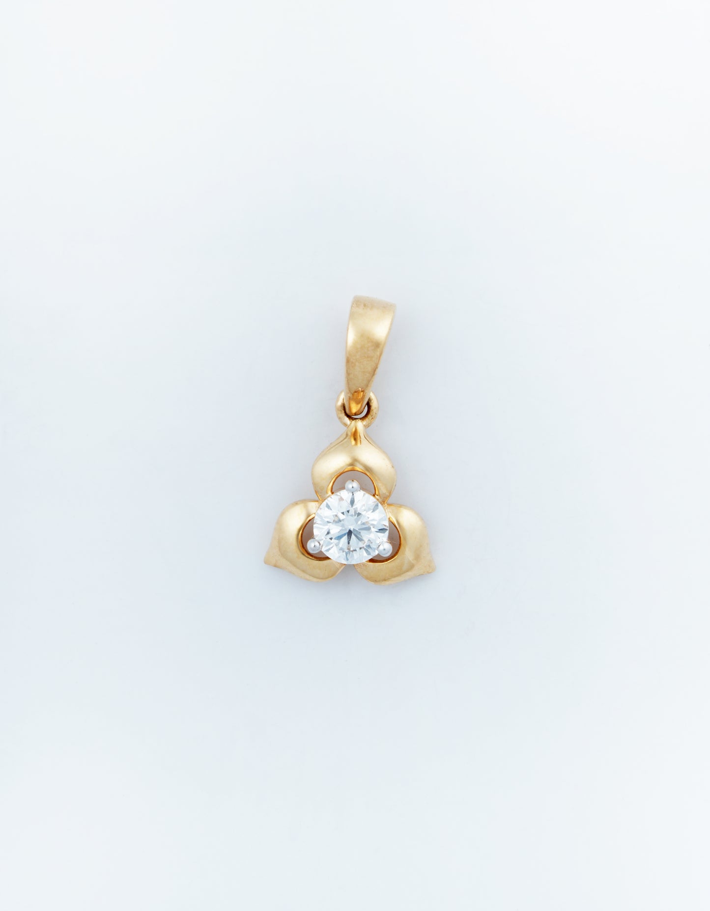 Chakra 18kt Gold Party Wear Diamond Pendant for Women