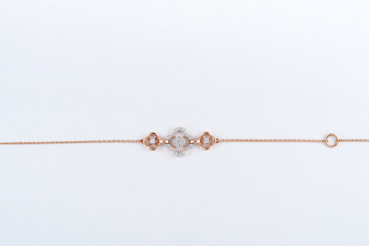 18kt gold Blooming Diamond Bracelet for Women
