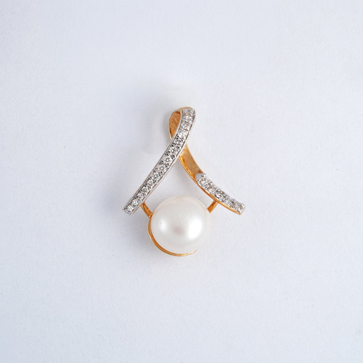 Rose Gold Pearl and 18KT Diamond Pendant