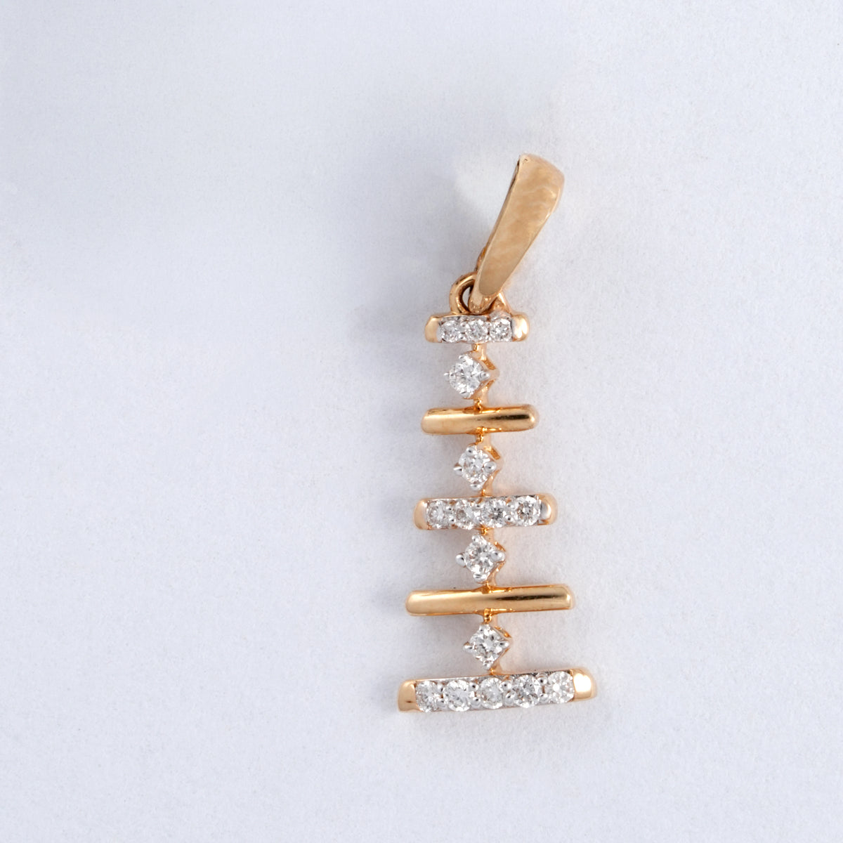 Cascade 18kt Gold Diamond Bar Pendant for Women