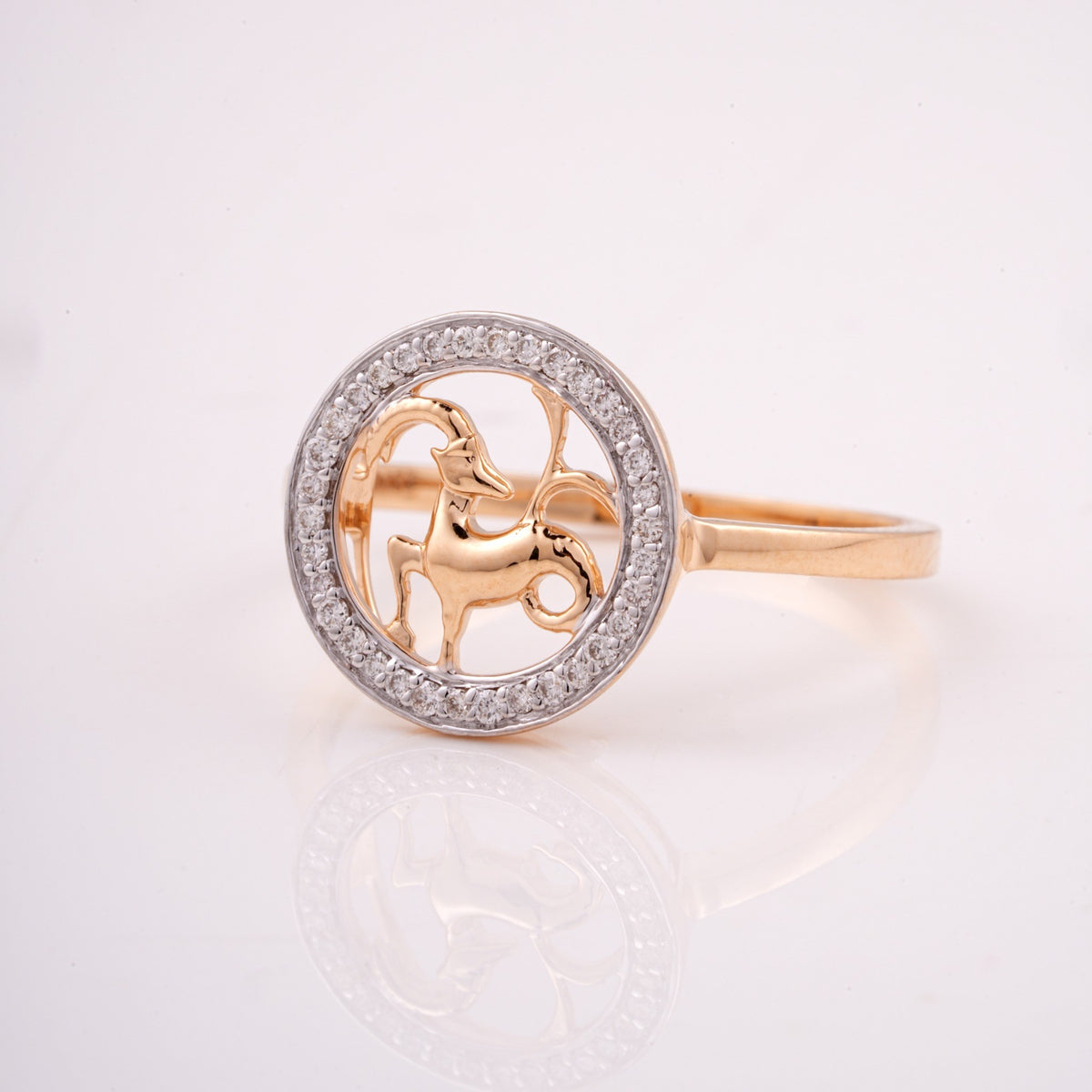 Capricorn Zodiac 18KT Diamond Ring