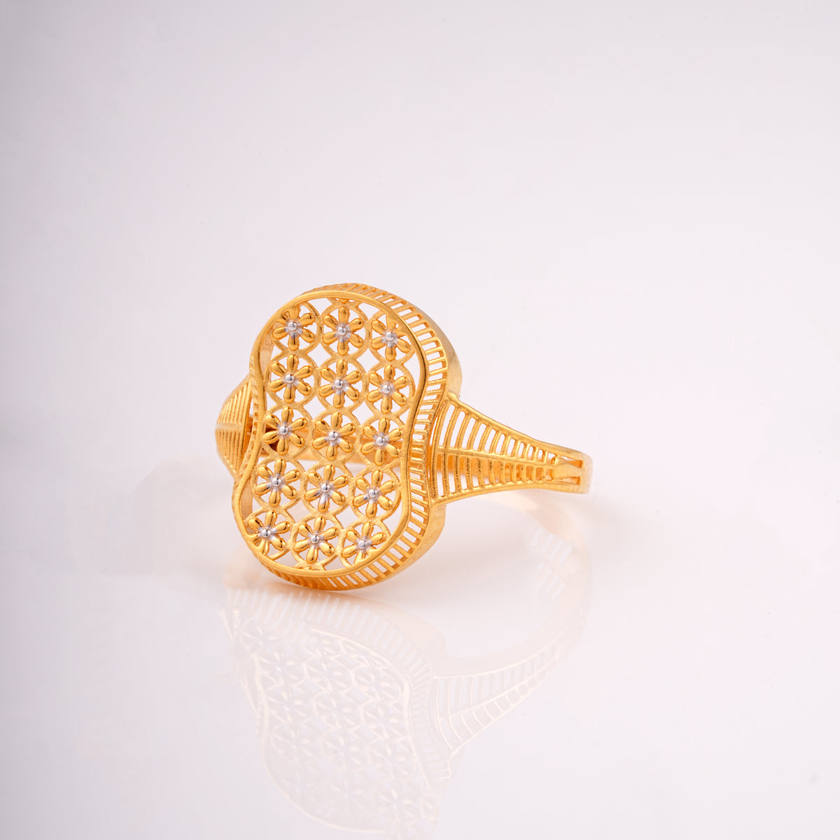 Floral Leaf 18KT Diamond Ring