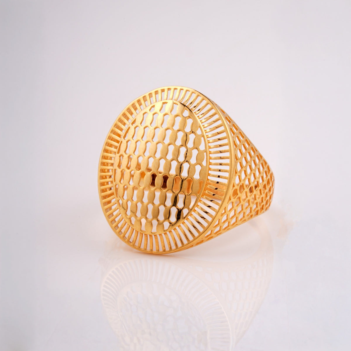 Textured Gold Mesh Design 18KT Statement Ring