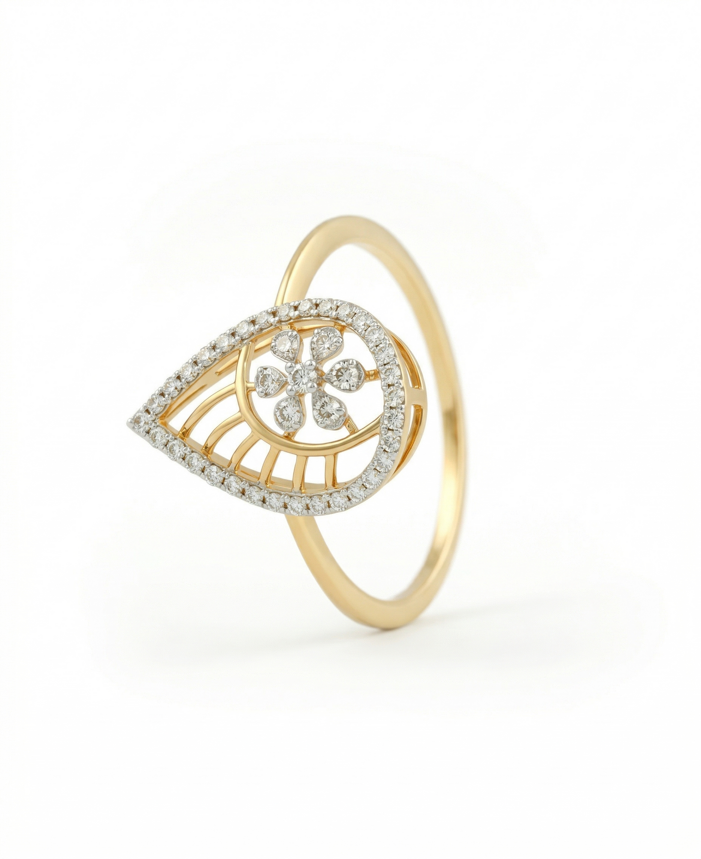 Floral Teardrop 18kt Diamond Ring for Women
