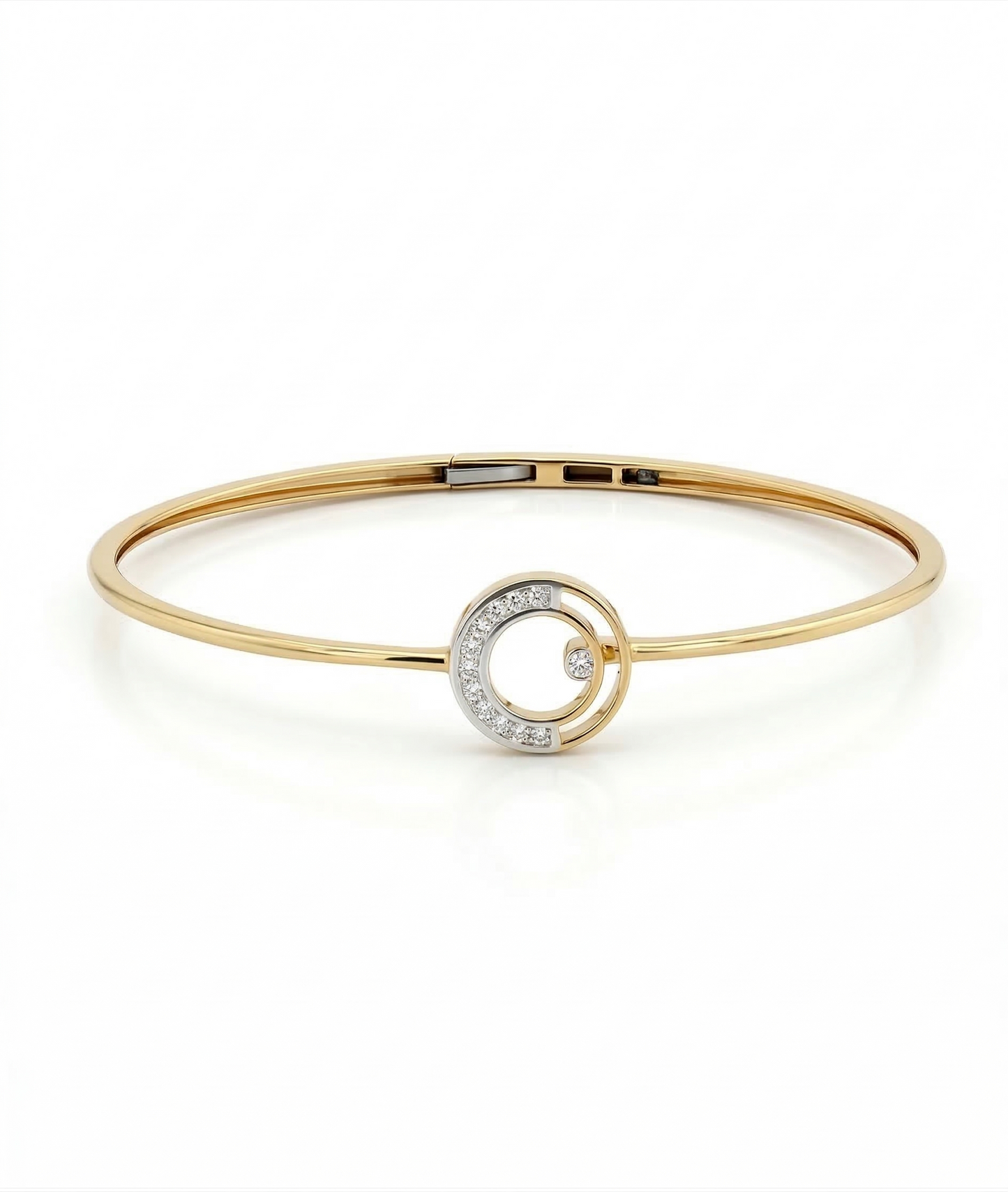 Minimal Diamond Bangle in 18kt Yellow Gold For Women