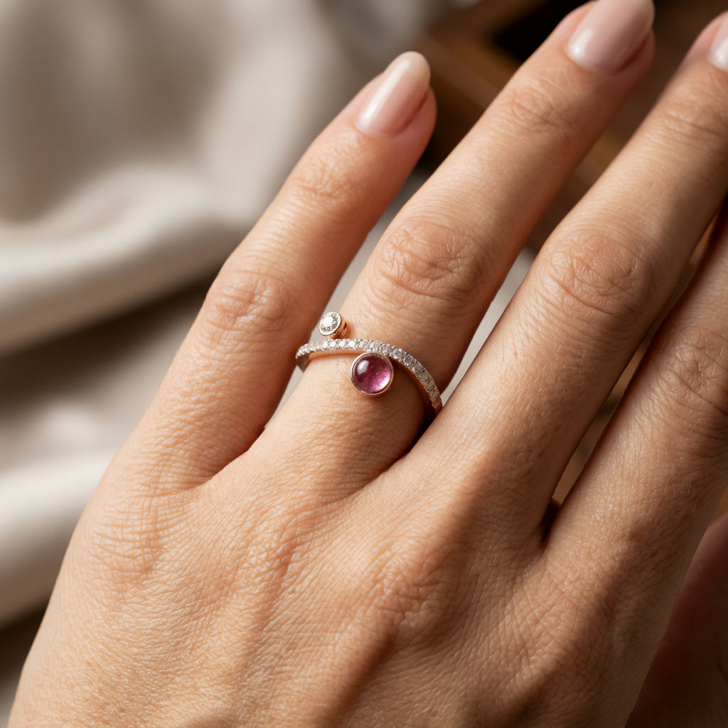 18KT Rose Gold Diamond Swirl Ring For Women