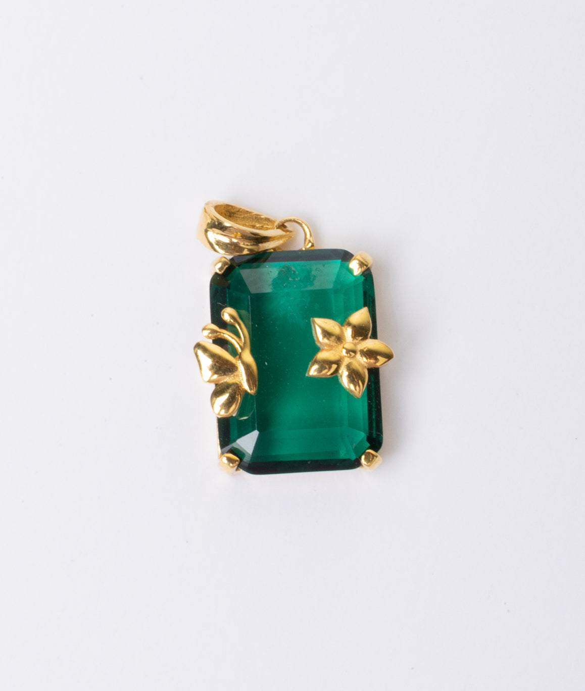 Emerald 18kt Yellow Gold Festive Gemstone Pendant for Women