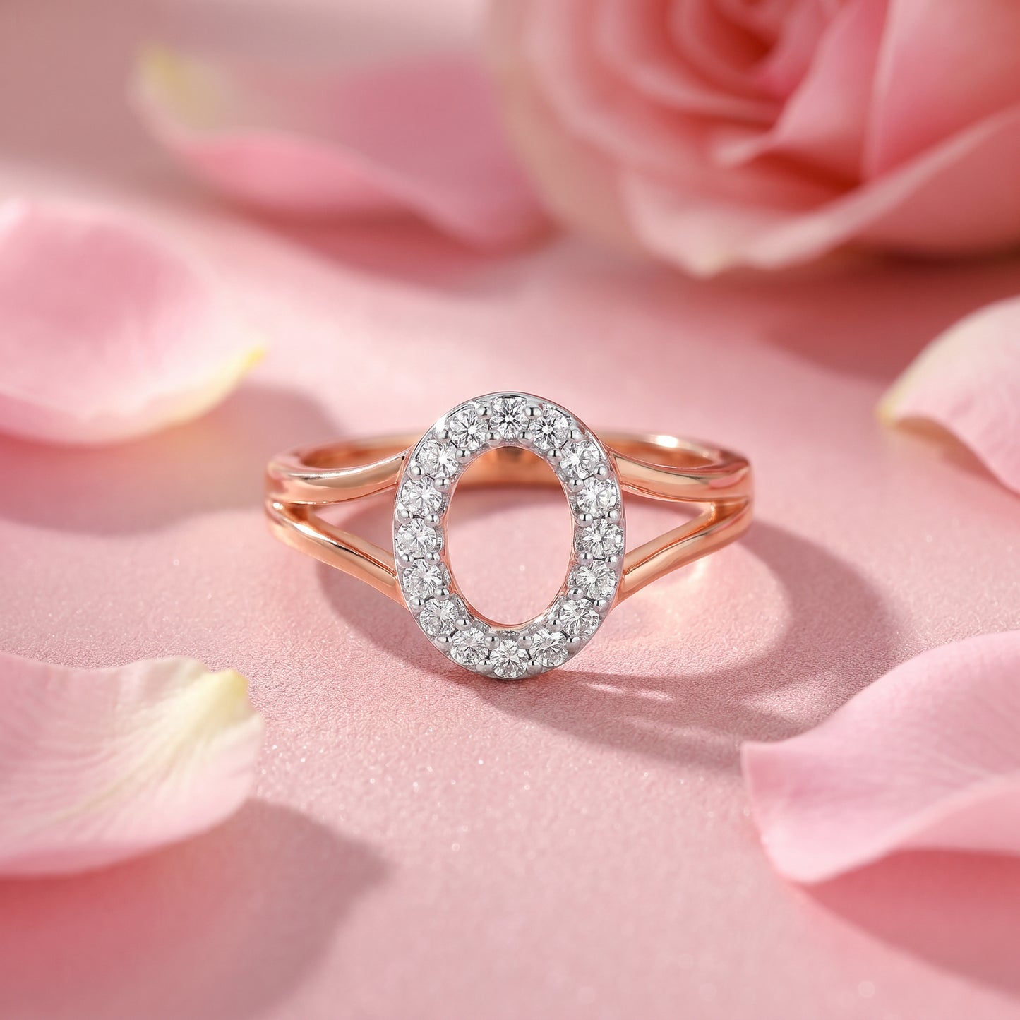 Mandal Diamond Oval 18kt Rose Gold Ring for Women