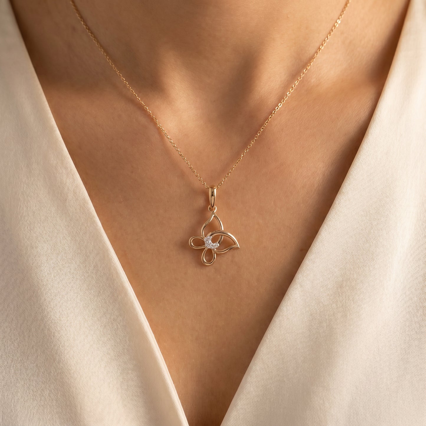 18KT Gold Diamond Butterfly Pendant For Women