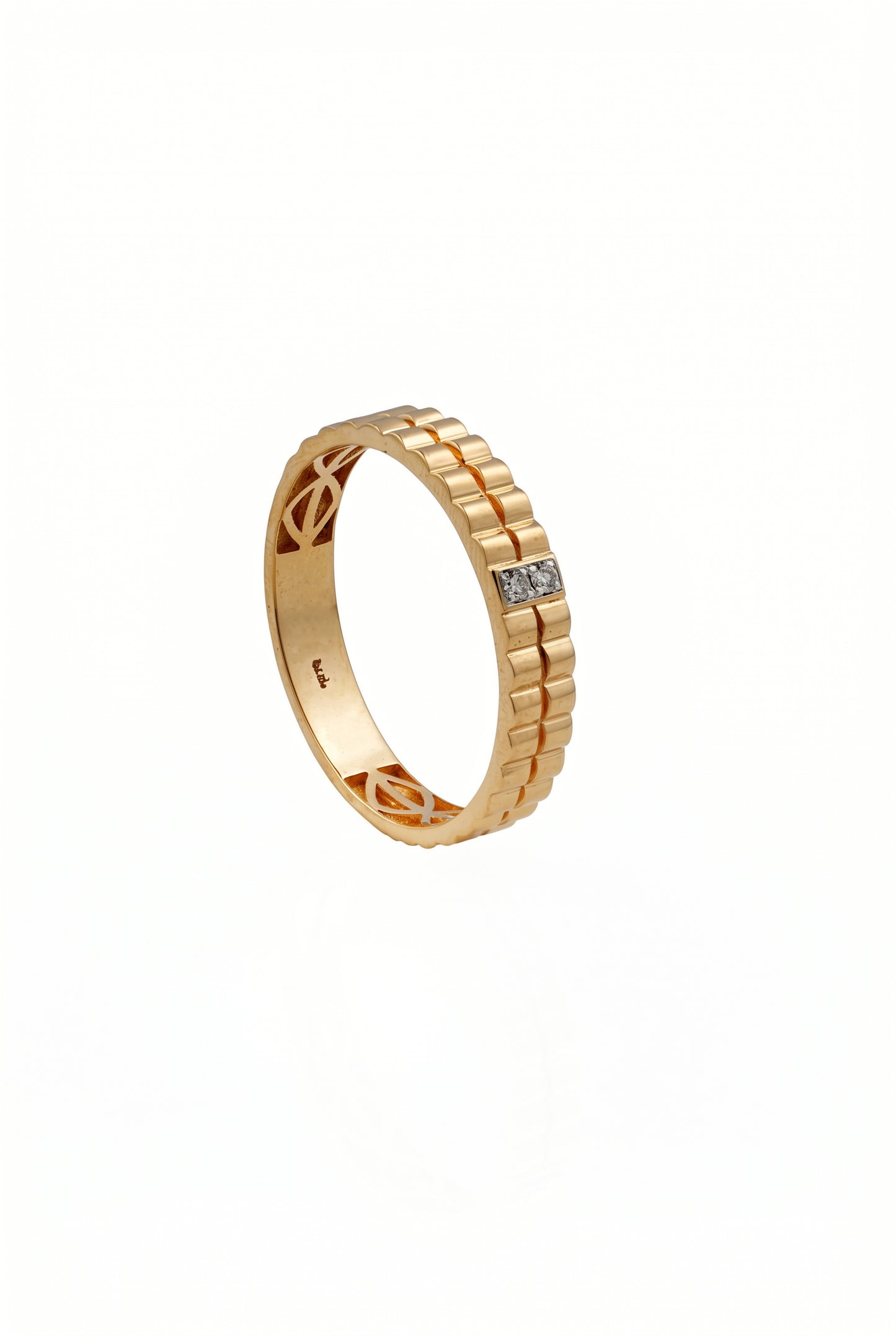 18kt Gold Ribbed Band Diamond Ring for Men