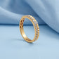 18kt Gold Ribbed Diamond Ring for Women