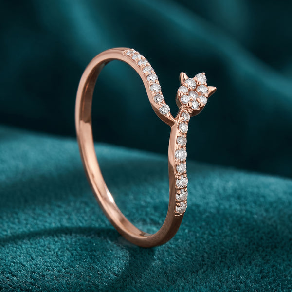 18kt Rose Gold Wavy Diamond Ring for Women