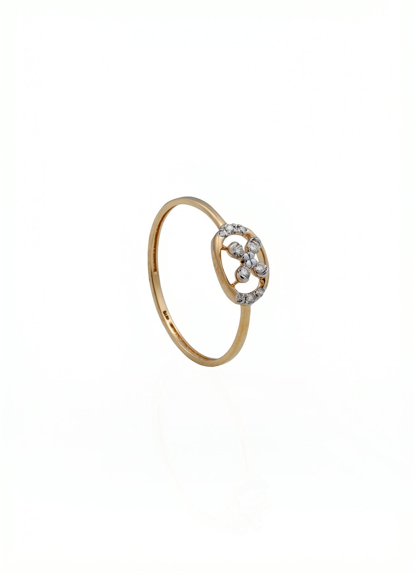 18kt Gold Open Oval Diamond Ring for Women
