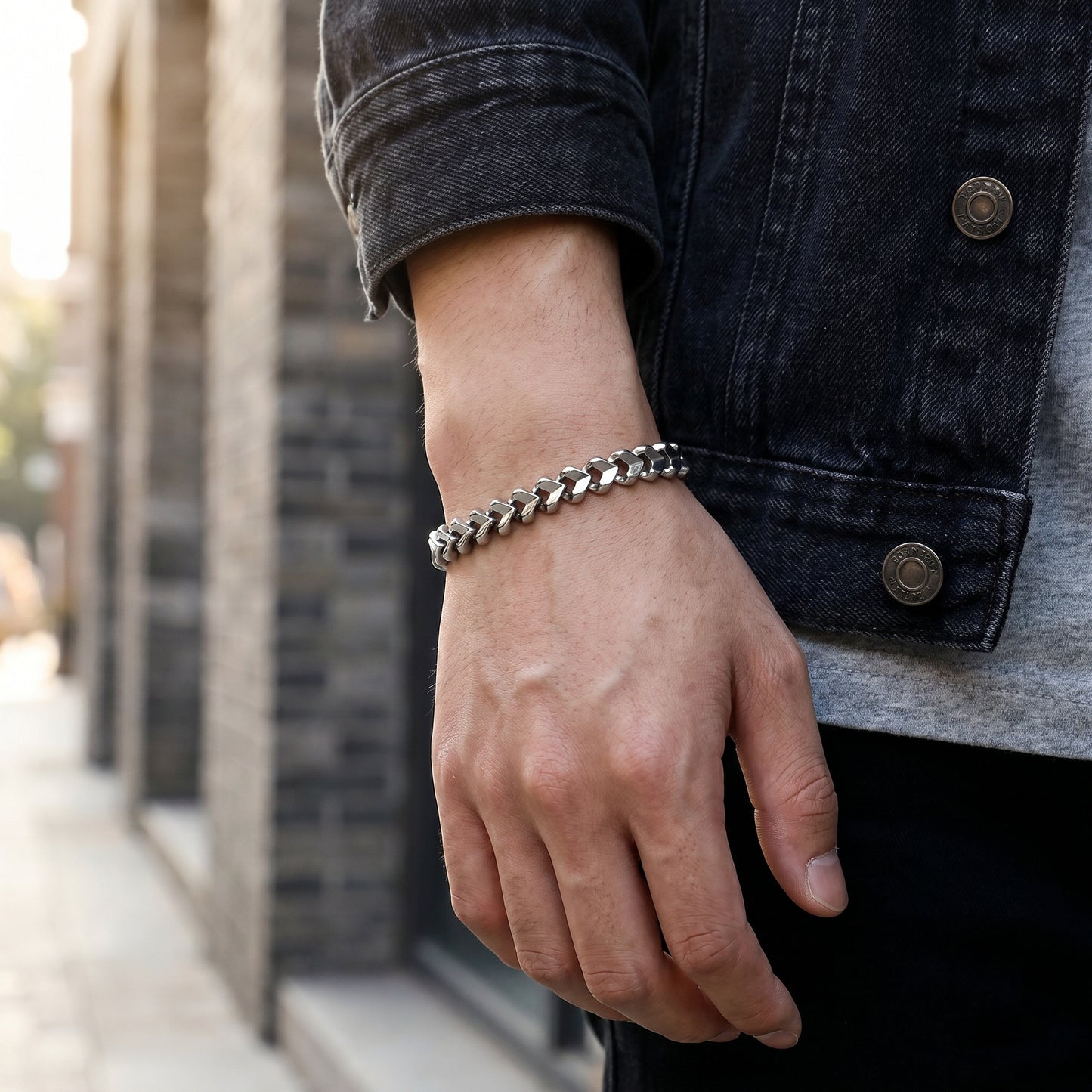 Men's Platinum Arrow Link Bracelet