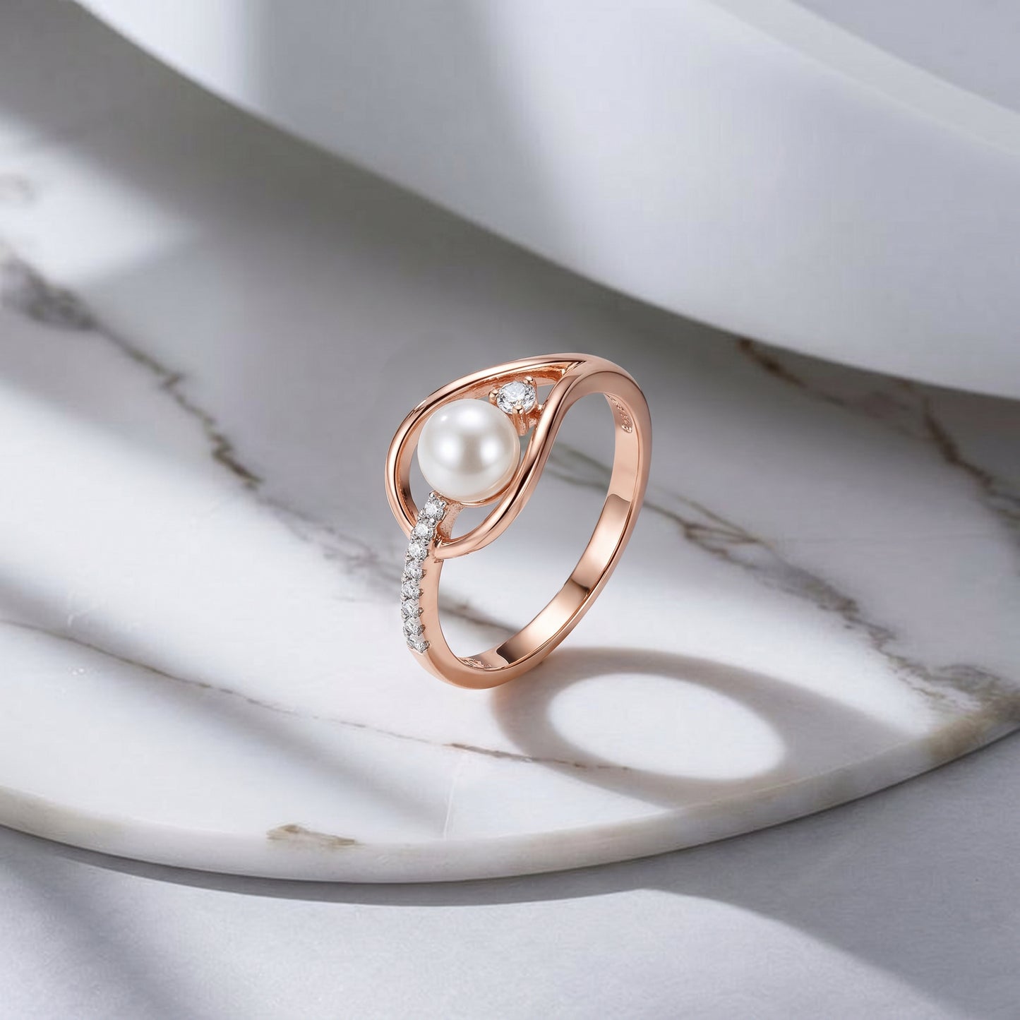 18KT Rose Gold Pearl & Diamond Ring for Women