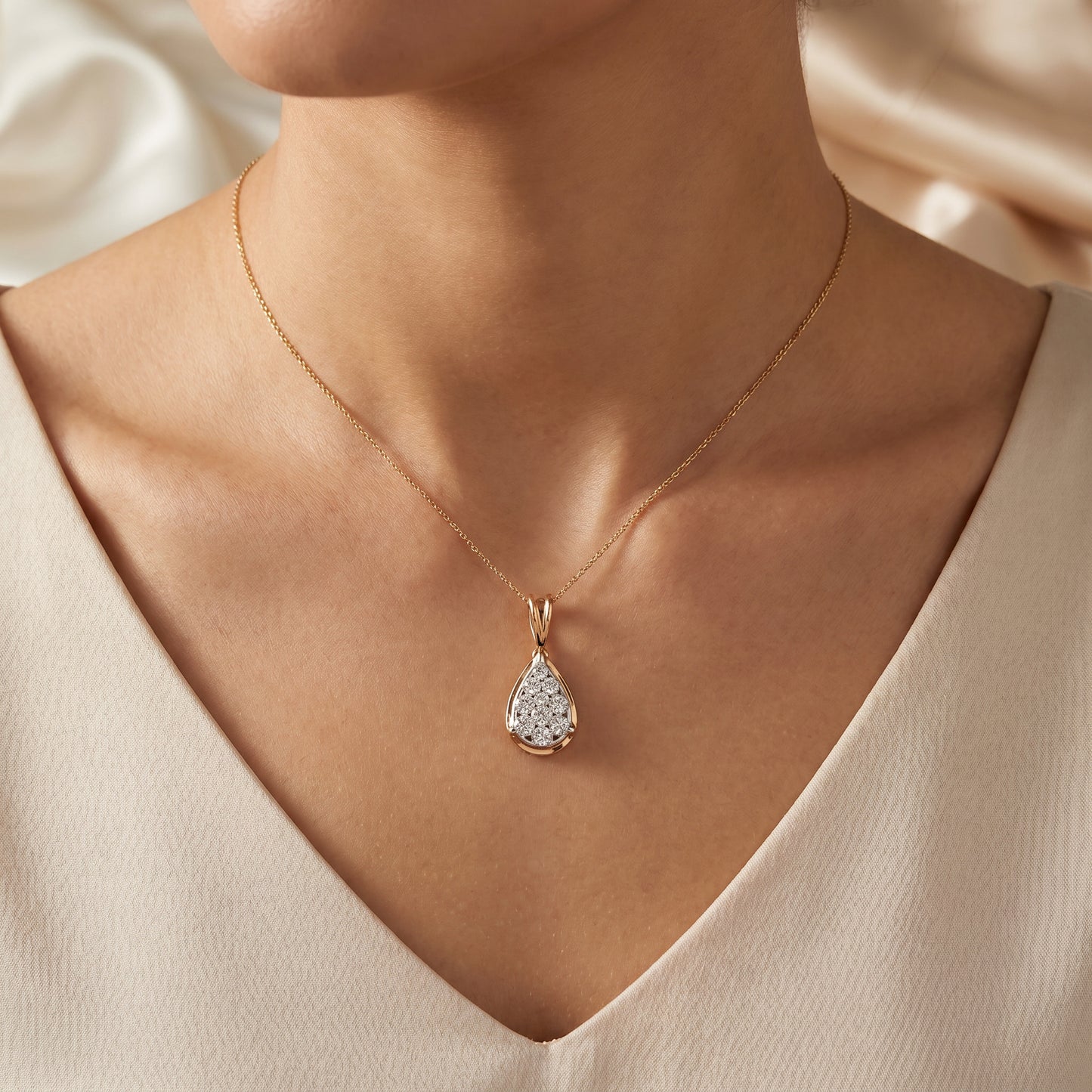18KT Yellow Gold Diamond Teardrop Pendant For Women