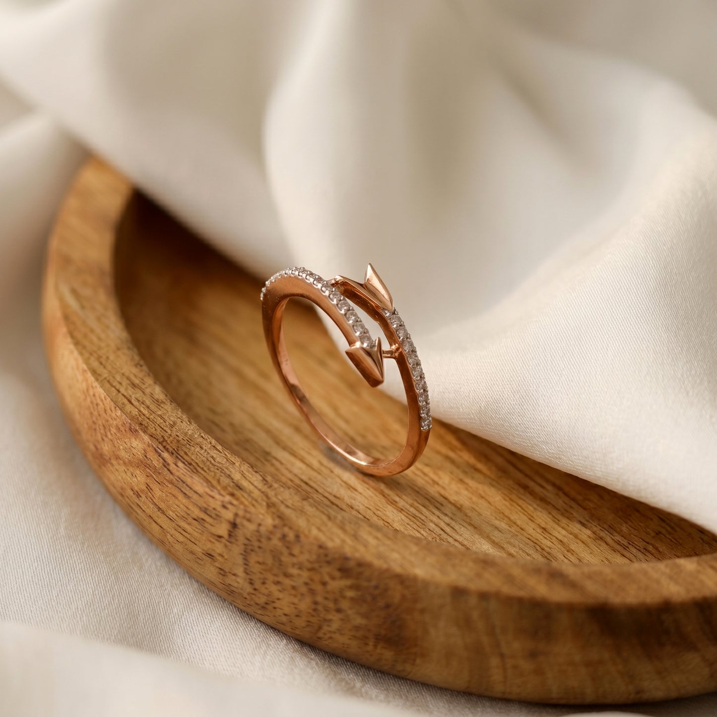 18KT Rose Gold Diamond Arrow Ring For Women