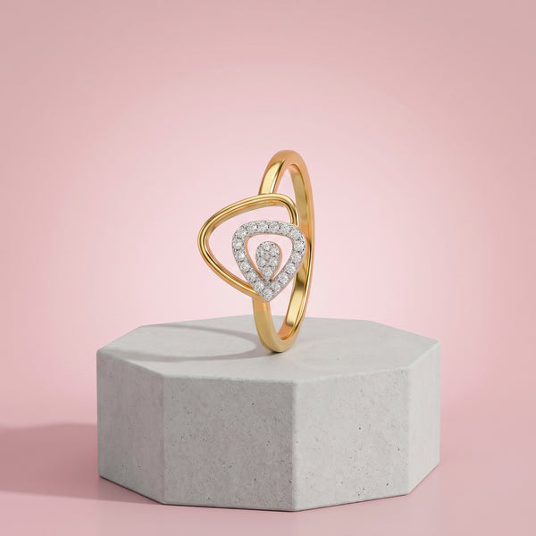 18KT Yellow Gold Heart Teardrop Diamond Ring Women