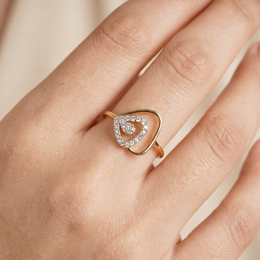 18KT Yellow Gold Heart Teardrop Diamond Ring Women
