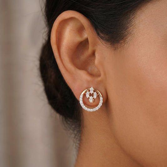 18Kt Yellow Gold Diamond Halo Circle Stud Earrings for Women