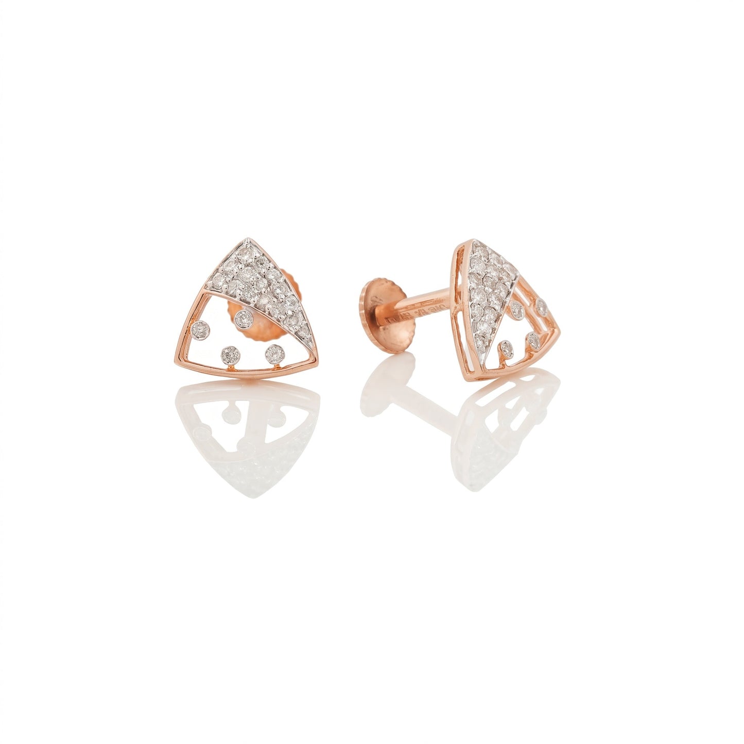 18Kt Green Triangle Diamond Stud Earrings For Women