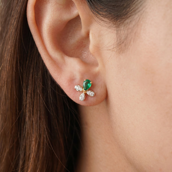 18KT Yellow Gold  Petal Diamond Stud Earrings