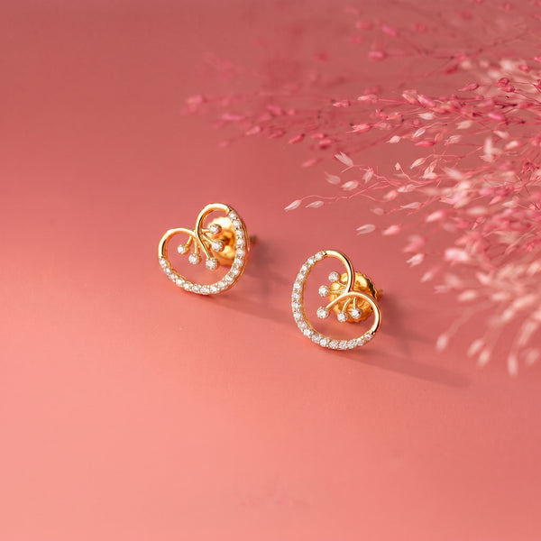 18Kt Yellow Gold Heart Diamond Stud Earrings For Women