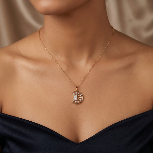 18Kt Yellow Gold Diamond Crescent Moon Pendant for Women