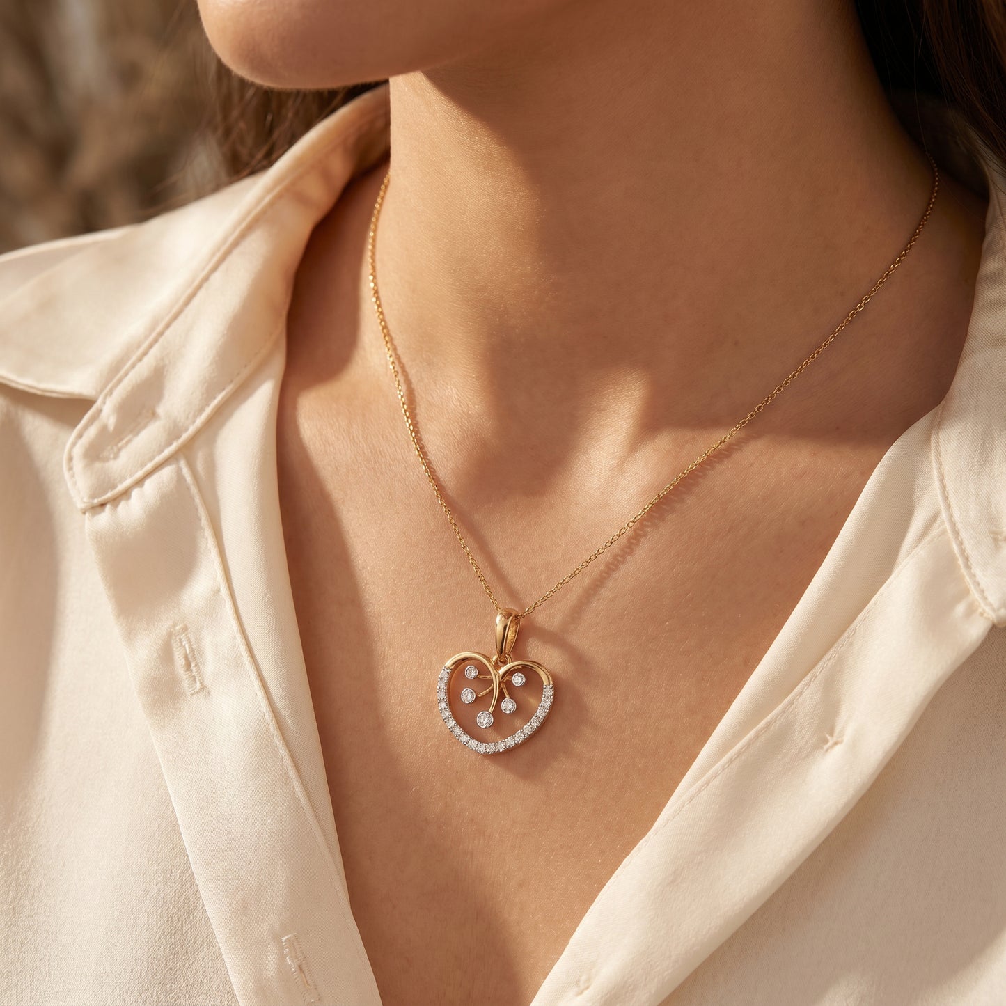 18KT Yellow Gold Diamond Open Heart Pendant Women