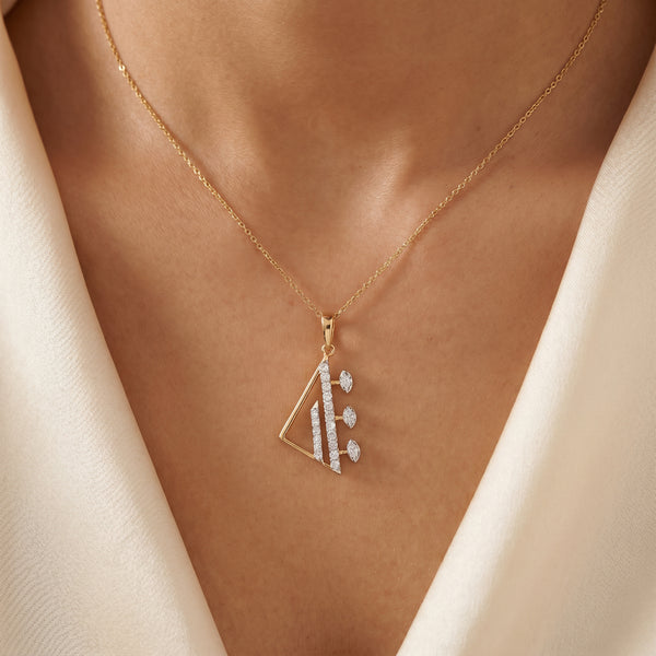 18Kt Yellow Gold Triangle Diamond Pendant for Women