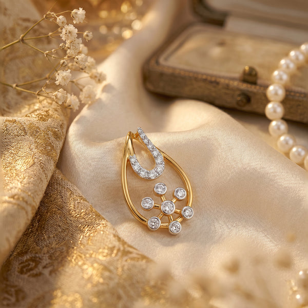 Aurielle Bloom 18KT Diamond Pendant for Women