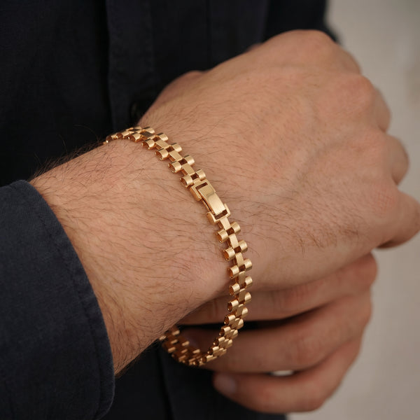 18Kt Yellow Gold Panther Link Bracelet for Men