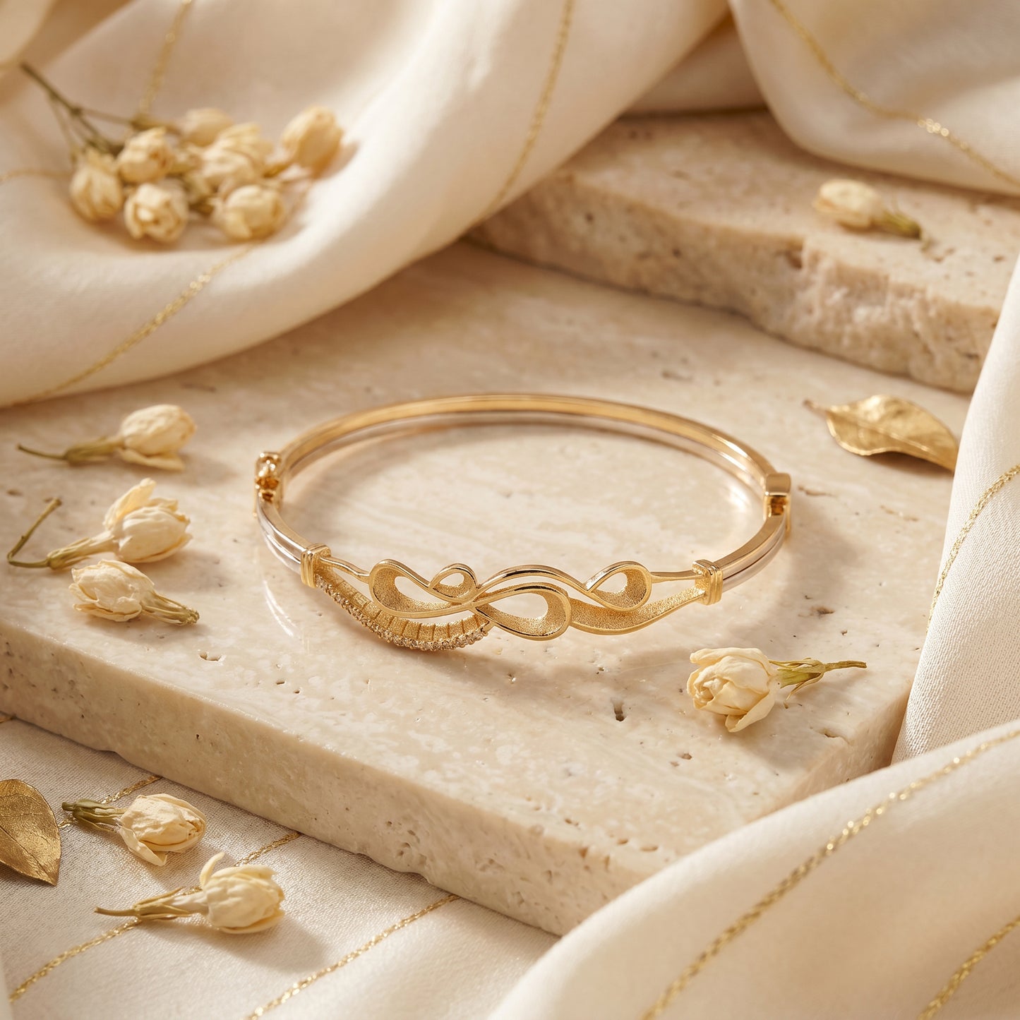 18Kt Yellow Gold Ribbon Bow Bangle Bracelet for Women