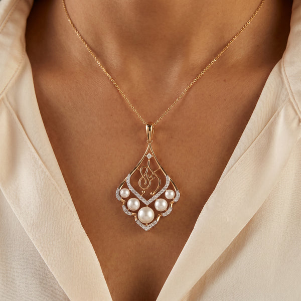 18KT Yellow Gold Diamond Pearl Pendant for Women