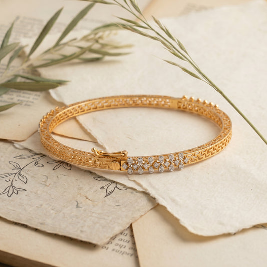 18KT Rose Gold Diamond Filigree Bangle for Women