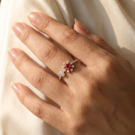 18KT Gold Diamond Cluster Ring For Women
