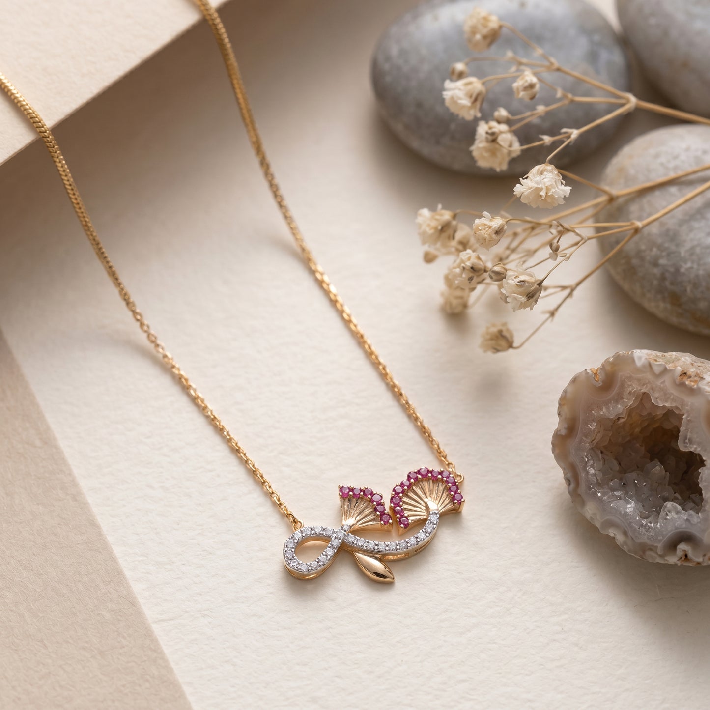 18KT Gold Diamond & Colour Stone Pendant Chain