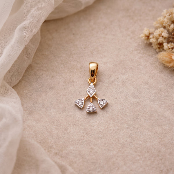 18Kt Gold Diamond Minimal Fan Pendant for Women