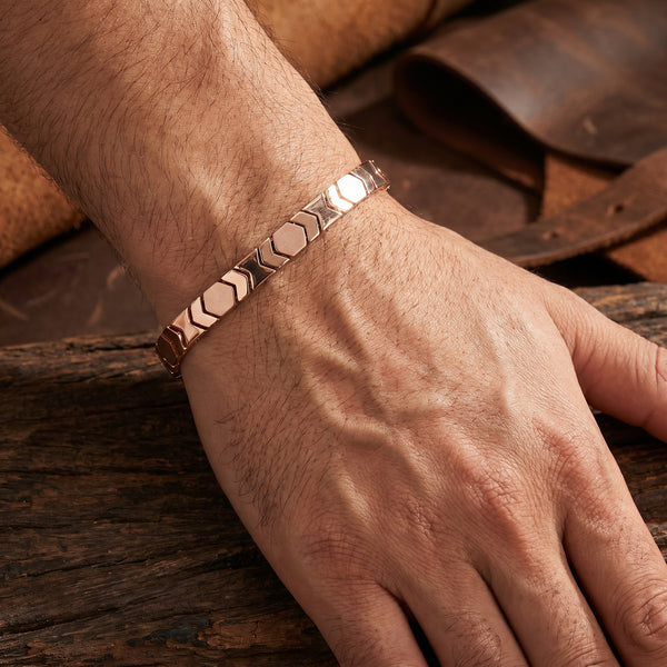 18kt Rose Gold Hexagon Chevron Link Bracelet for Men