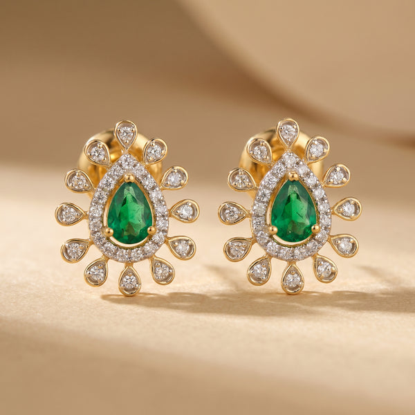 18Kt Emerald & Diamond Women’s Stud Earrings for Wedding