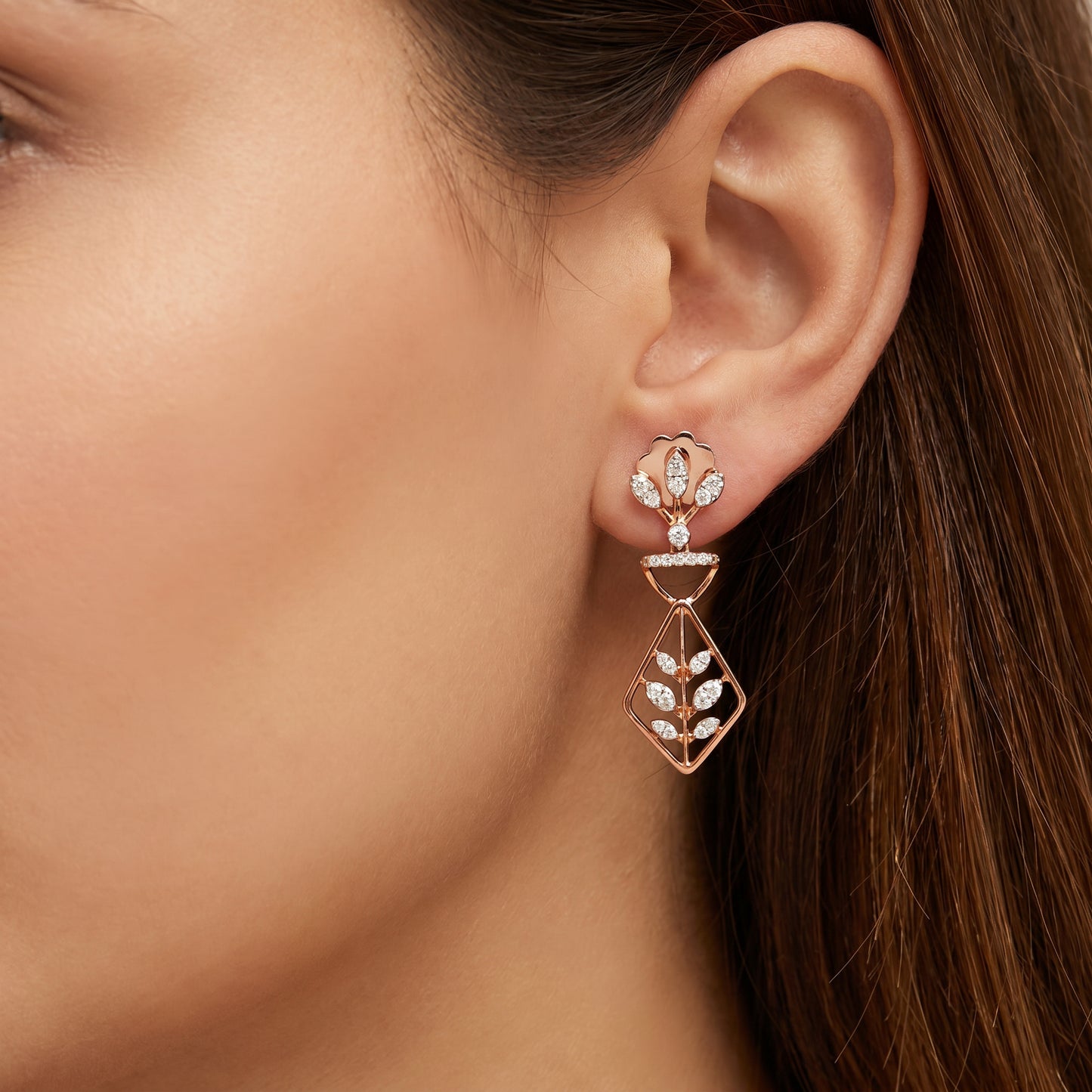 18Kt Rose Gold Leaf Diamond Earrings for Women