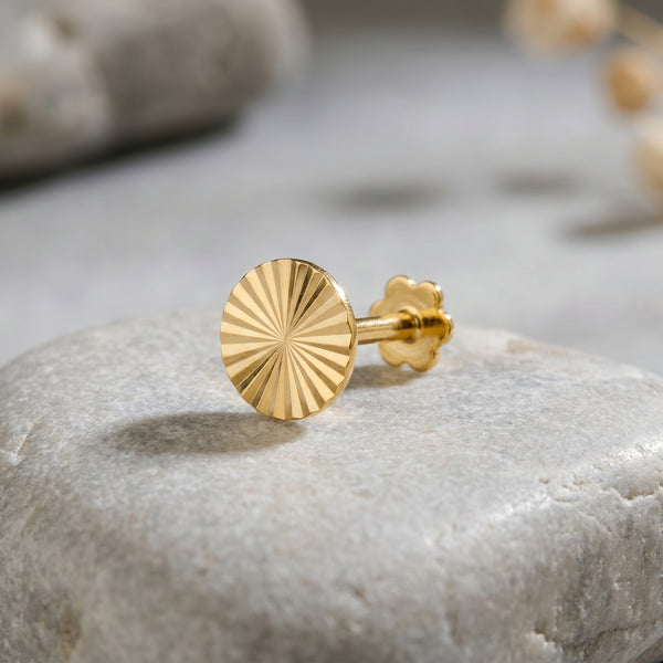 18Kt Gold Round Cut Single Stud Earring for Men