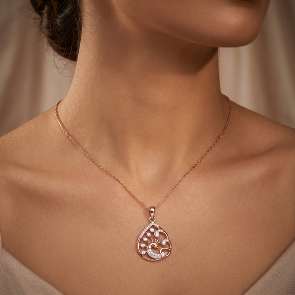 18kt Rose Gold Peacock Daily Wear Diamond Pendant for Women