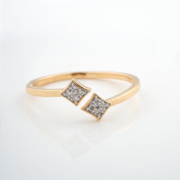 18KT Twin Fan Diamond Party Wear Ring