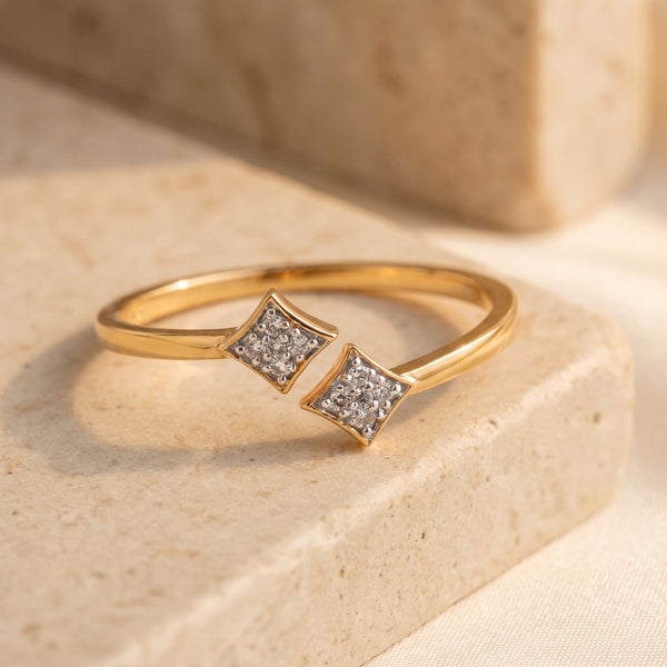 18KT Twin Fan Diamond Party Wear Ring